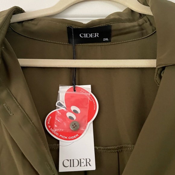 NWT Cider FAUX FEATHER TRIM COLLAR SHORT DRESS - Picture 8 of 9